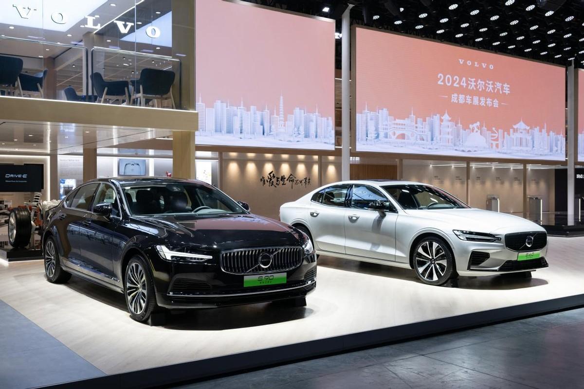 探館成都車展，第一視角解讀沃爾沃絕殺利器——全能型插混家族