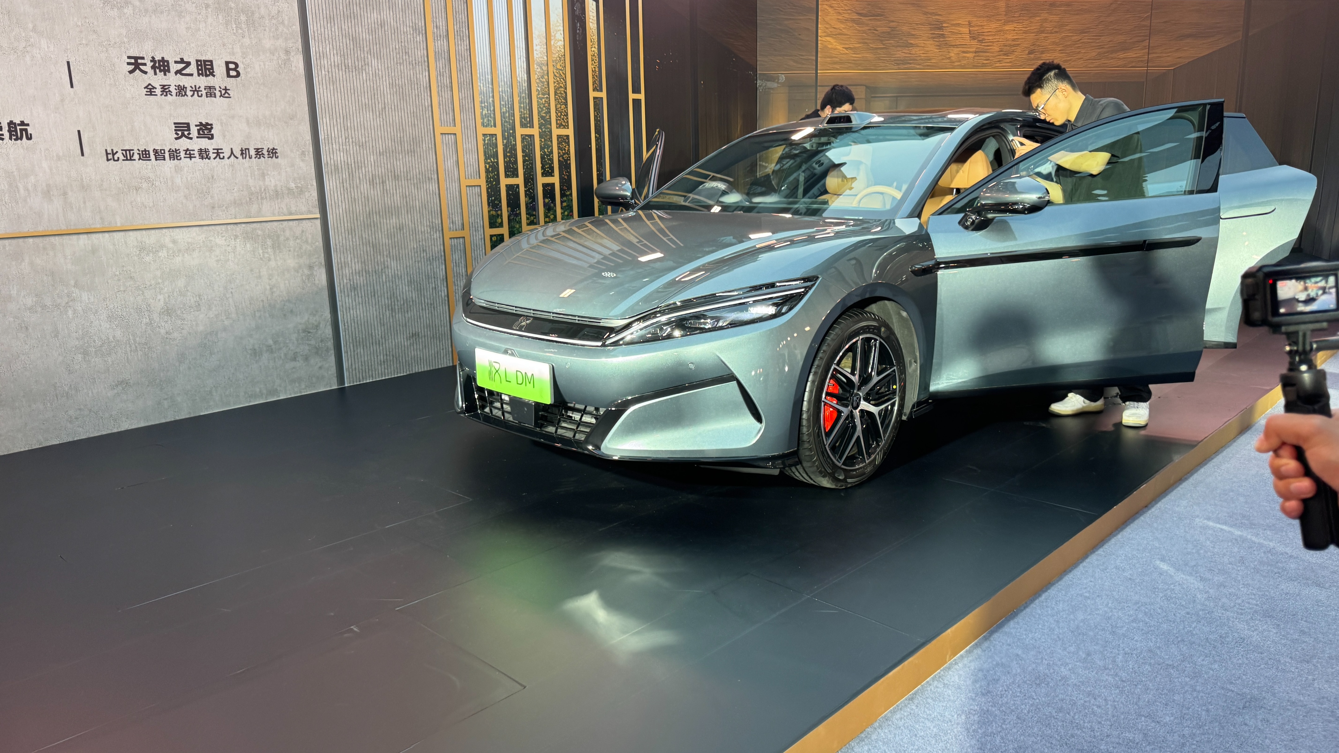 指導(dǎo)售價20.98萬元起！比亞迪漢 L 正式上市