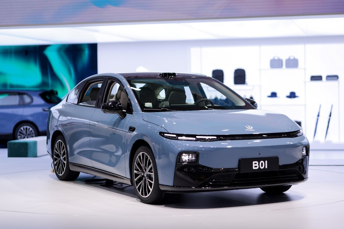爆款席位預(yù)定！零跑B01上海車展C位出道