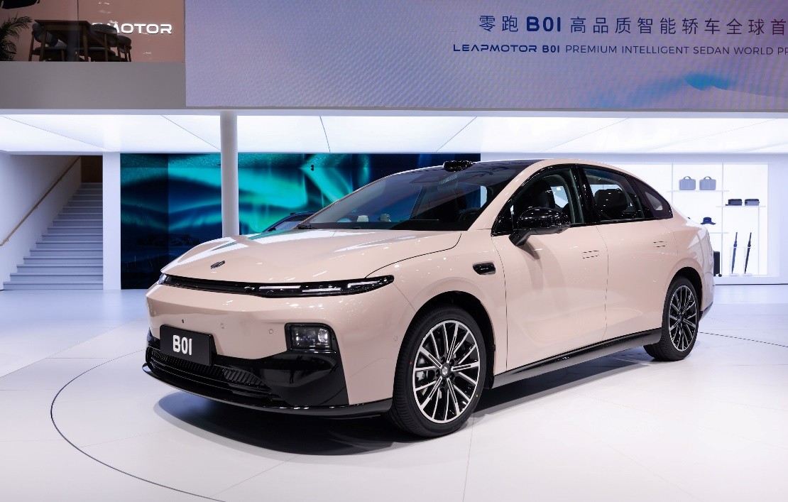 爆款席位預(yù)定！零跑B01上海車展C位出道