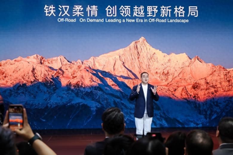 坦克品牌集結(jié)最強(qiáng)產(chǎn)品矩陣，高能亮相2025上海車展