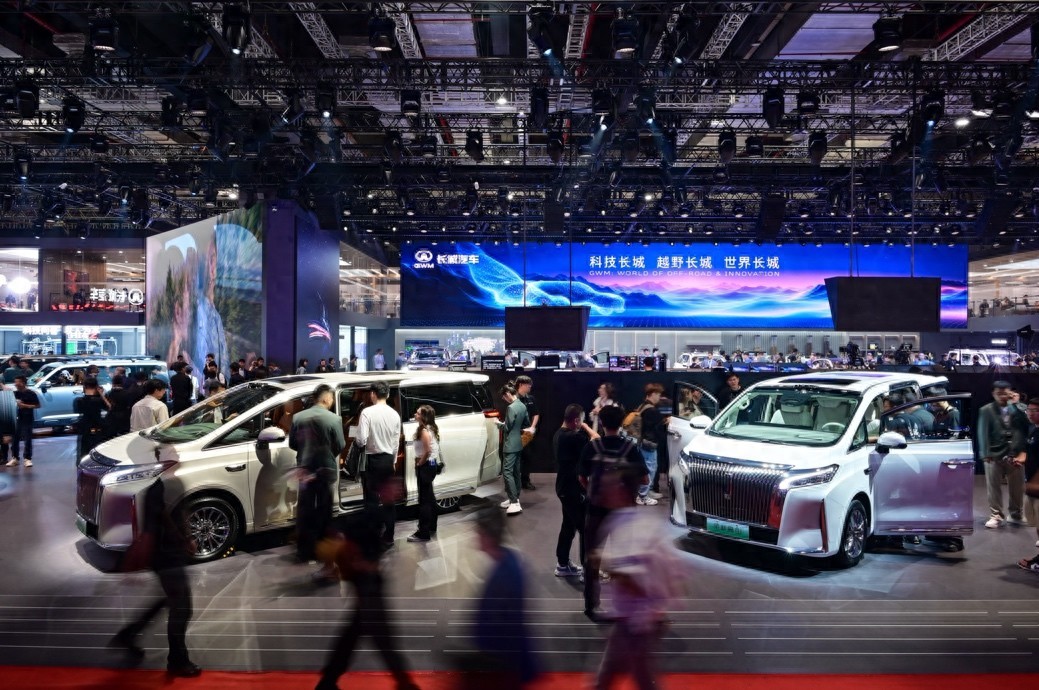 為用戶而變！魏牌全新“雙山”登陸2025上海國際車展