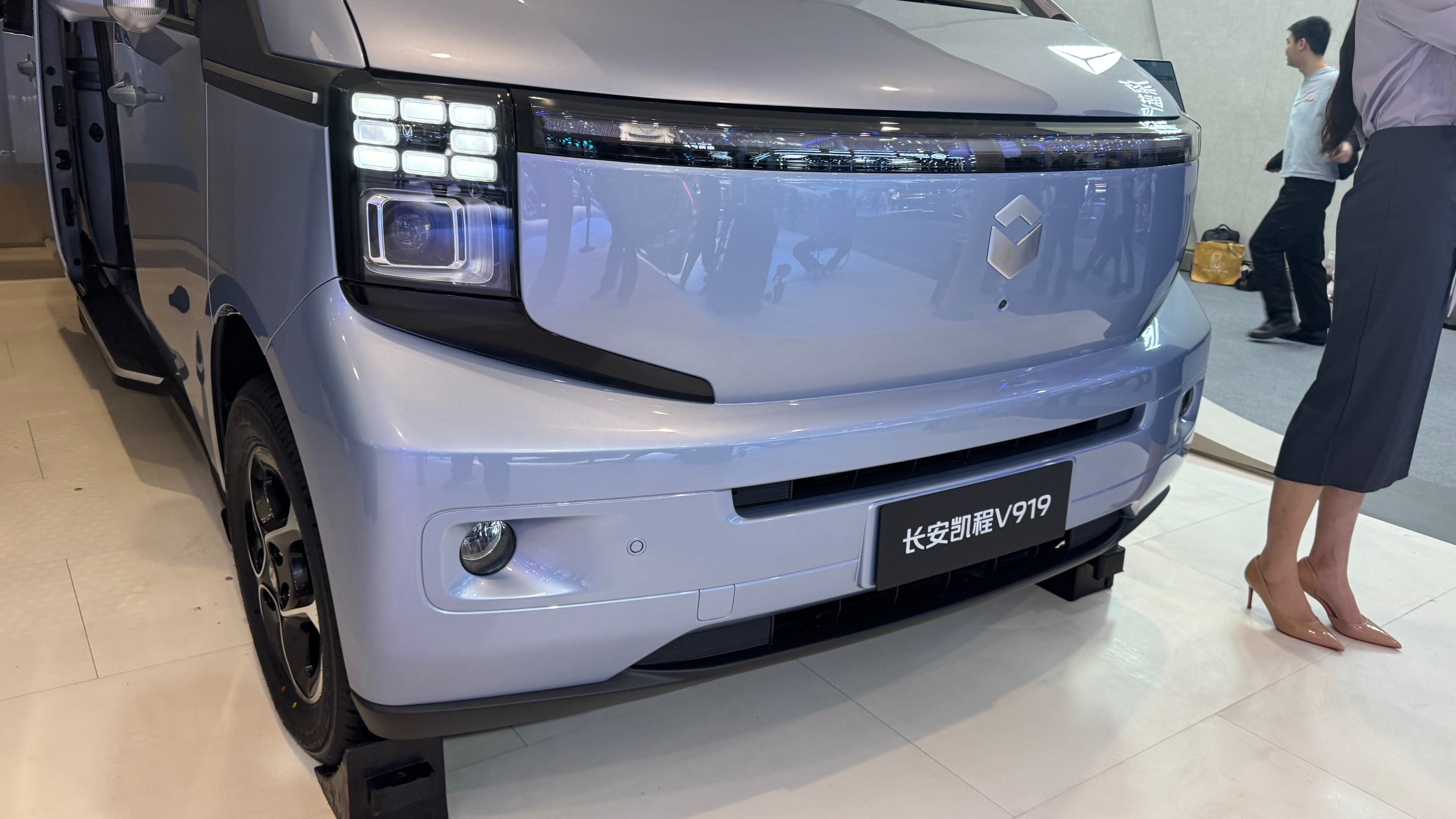 預售價11.99萬元起！長安凱程V919全系開啟預售