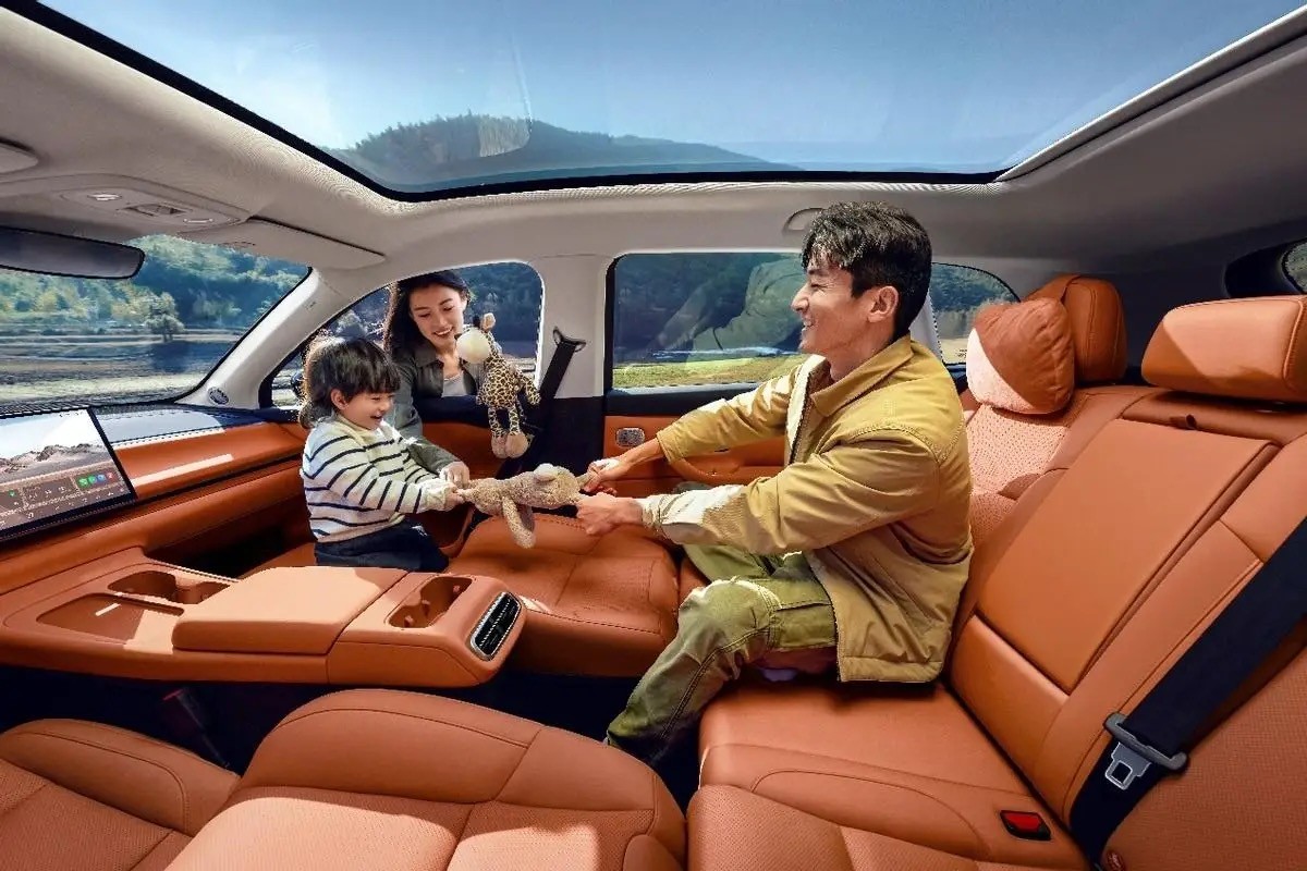 15萬預(yù)算買混動SUV 最終我選擇了零跑C10