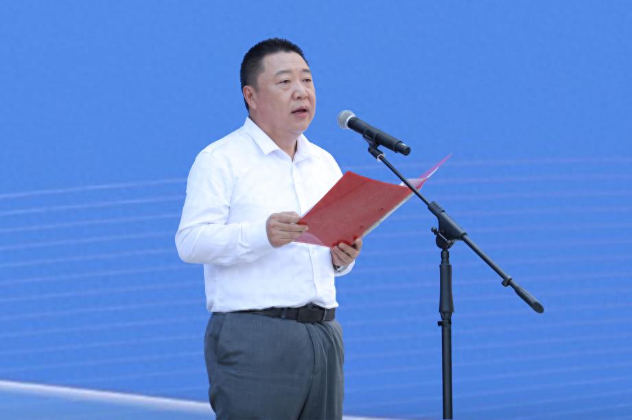 紅旗2025年上合組織峰會(huì)官方指定外事接待用車交車儀式在津舉行