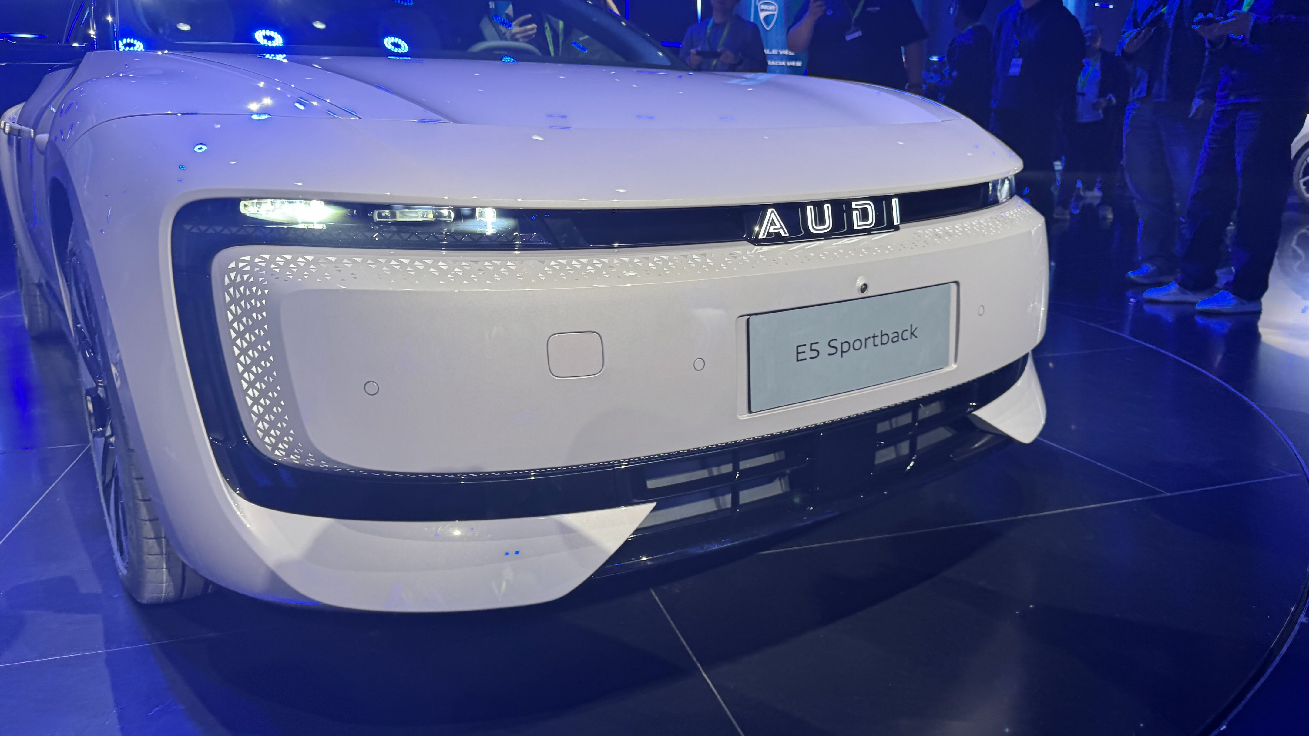 預(yù)售價(jià)為23.59萬(wàn)起！上汽奧迪 AUDI E5 Sportback開(kāi)啟預(yù)售