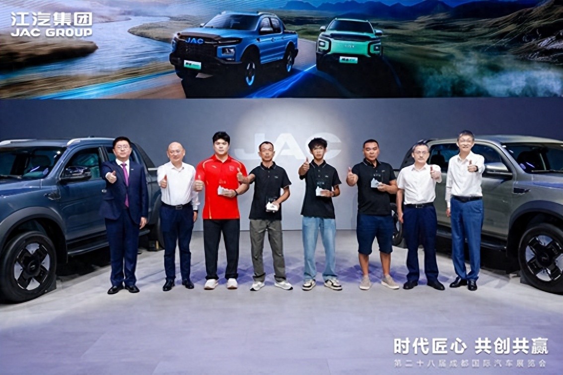 江淮皮卡新能源雙子星全球上市，用戶品牌【ING+】重磅發(fā)布